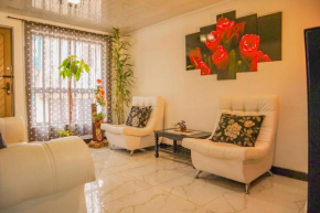Casa cerca Centro, Salida Parque del Café, Panaca a minutos de Salento y Filandia rentalsOP Q01